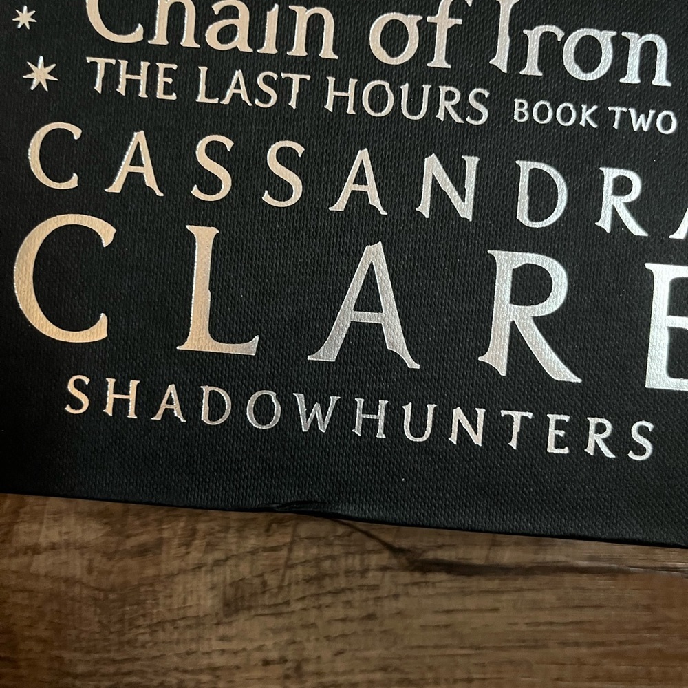 The Last Hours by Cassandra Clare Fairyloot exclusive editions - Picture 7 of 8